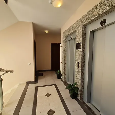 HOLIDAY APARTMENTS Vlore