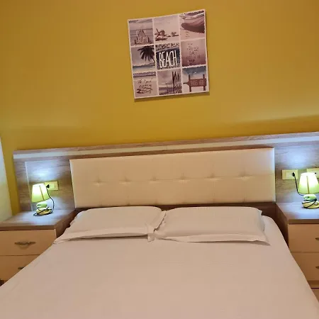 Holiday Apartments Vlore Daire *